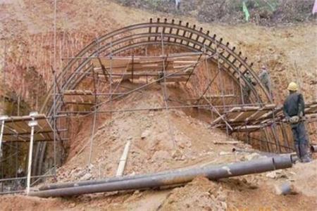 七坊镇钢花管锚杆施工